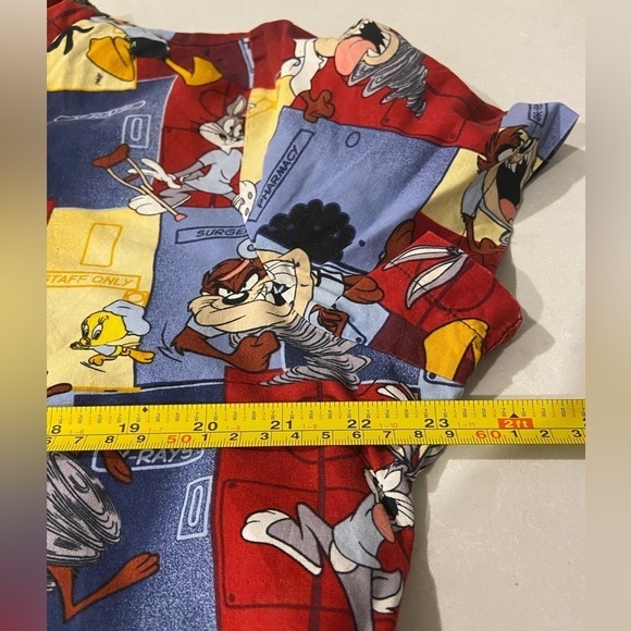 Looney Tunes Scrubs Bugs Bunny Tasmanian Devil Daffy Duck Tweety Bird Cartoon - Picture 11 of 11